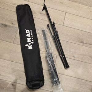Nomad Stands Black Music Tripod Stand